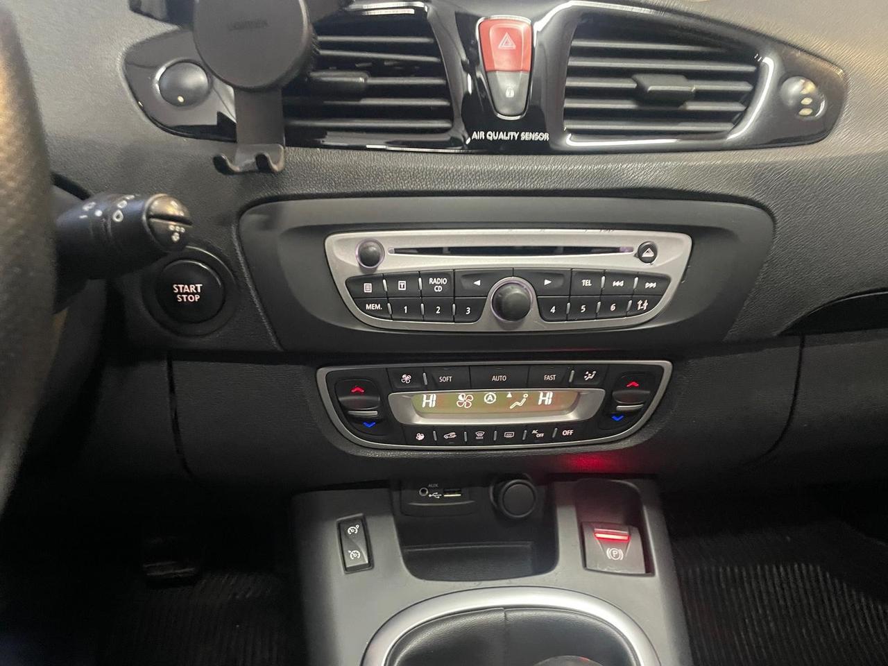 Renault Scenic Scénic X-Mod 1.9 dCi 130CV Luxe