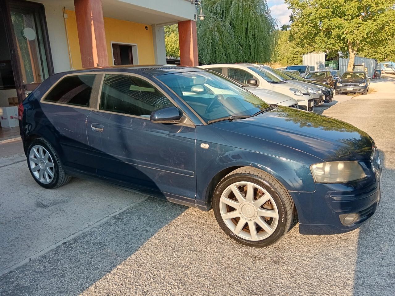 Audi A3 1.9 TDI 105CV 3 PORTE AMBITION