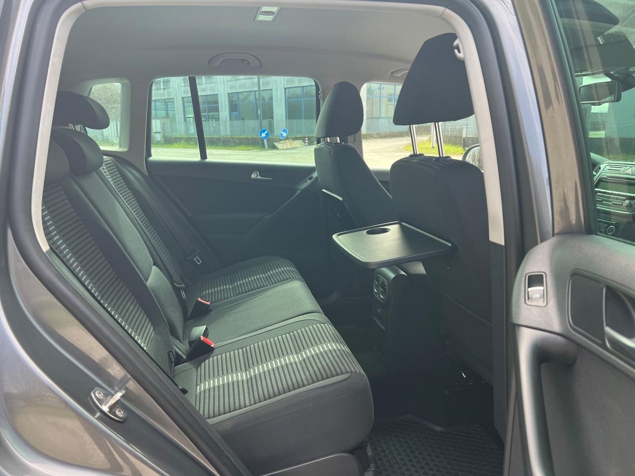 Volkswagen Tiguan 2.0 TDI DPF 4MOTION DSG Sport & Style