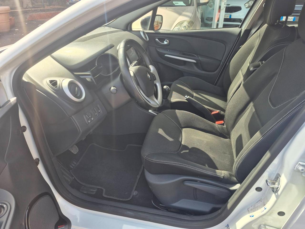 Renault Clio dCi 8V 75 CV Start&Stop 5 porte Energy Duel