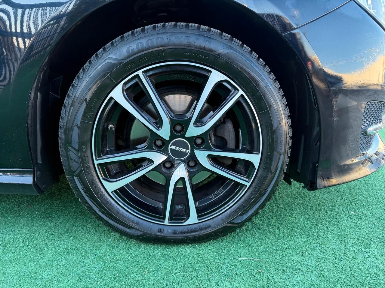 Mercedes-benz B 180 d Automatic Sport