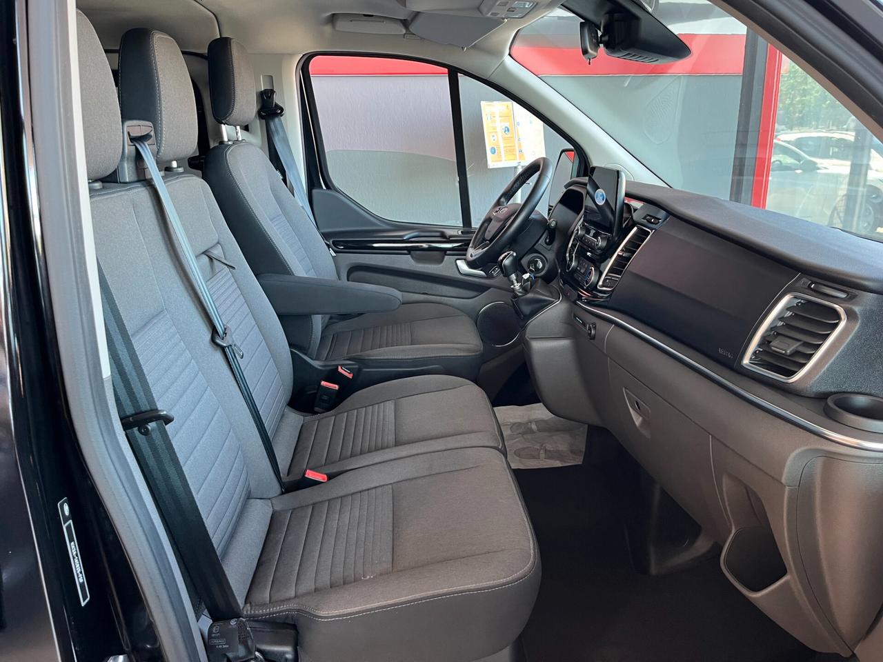 Ford Tourneo Custom Tourneo Custom 320 2.0 EcoBlue 185CV PL Titanium