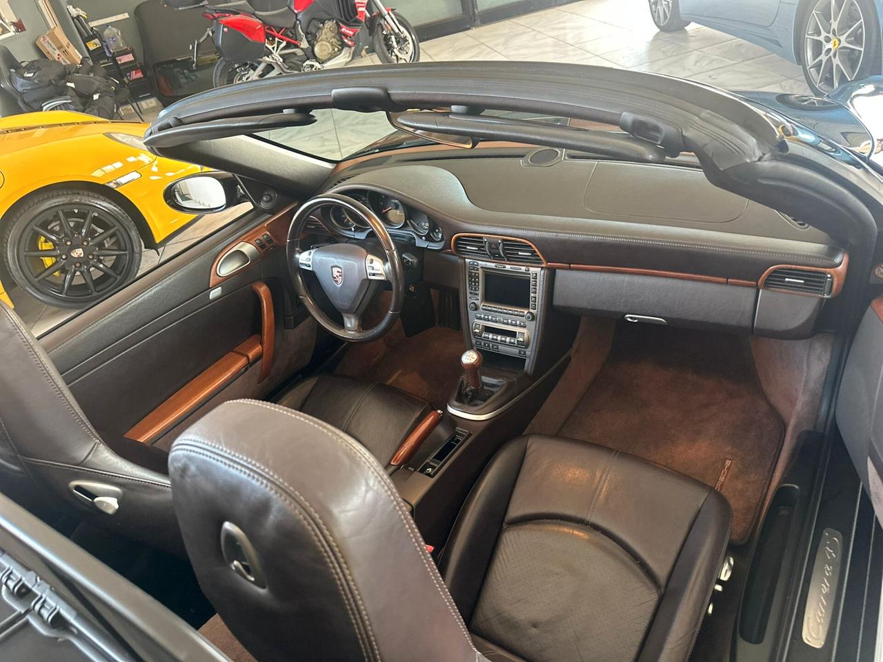 Porsche 911 Carrera 4S Cabriolet