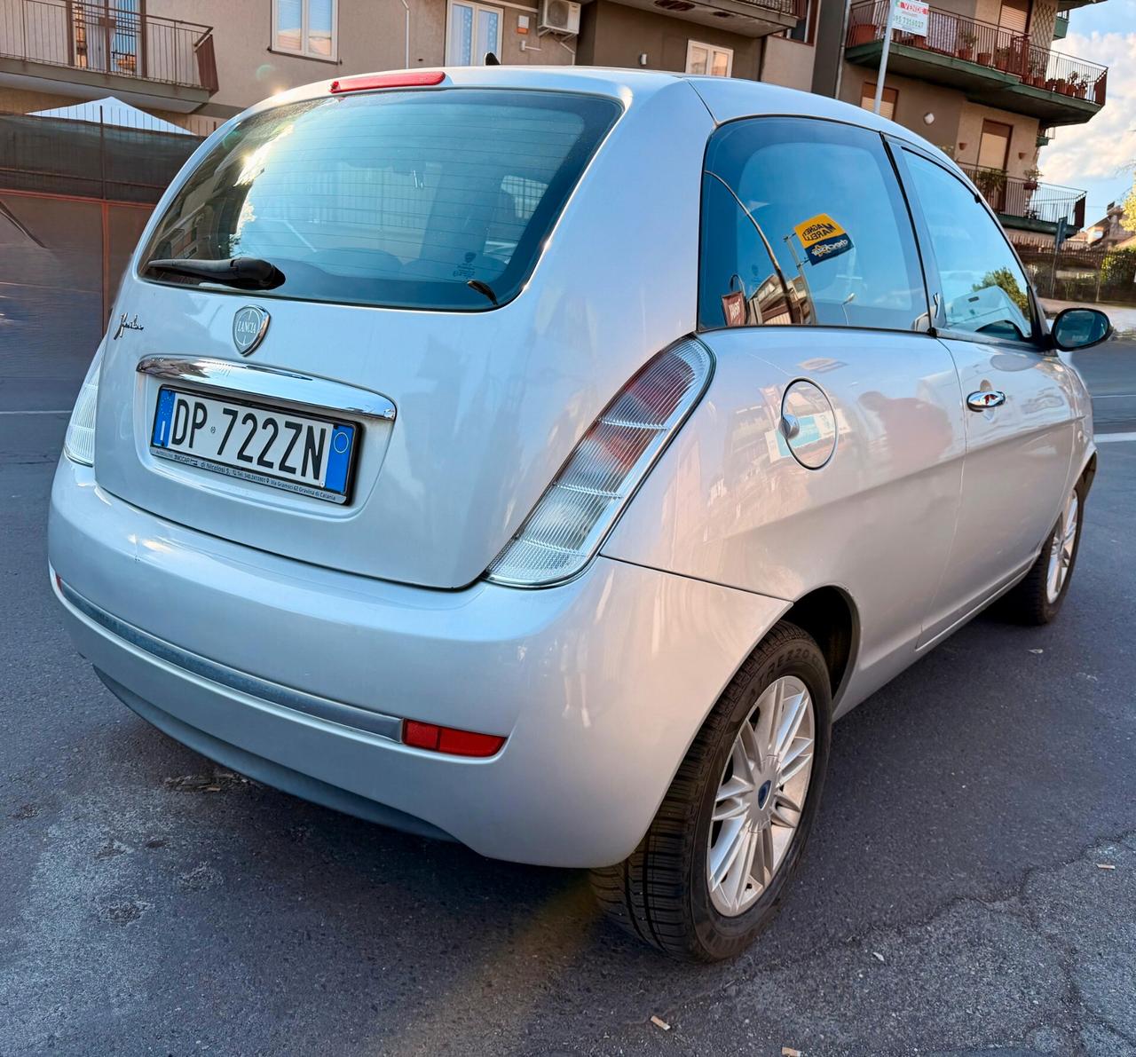 Lancia Ypsilon 1.2 Argento