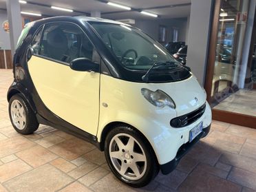 Smart ForTwo 700 coupé pure (37 kW)