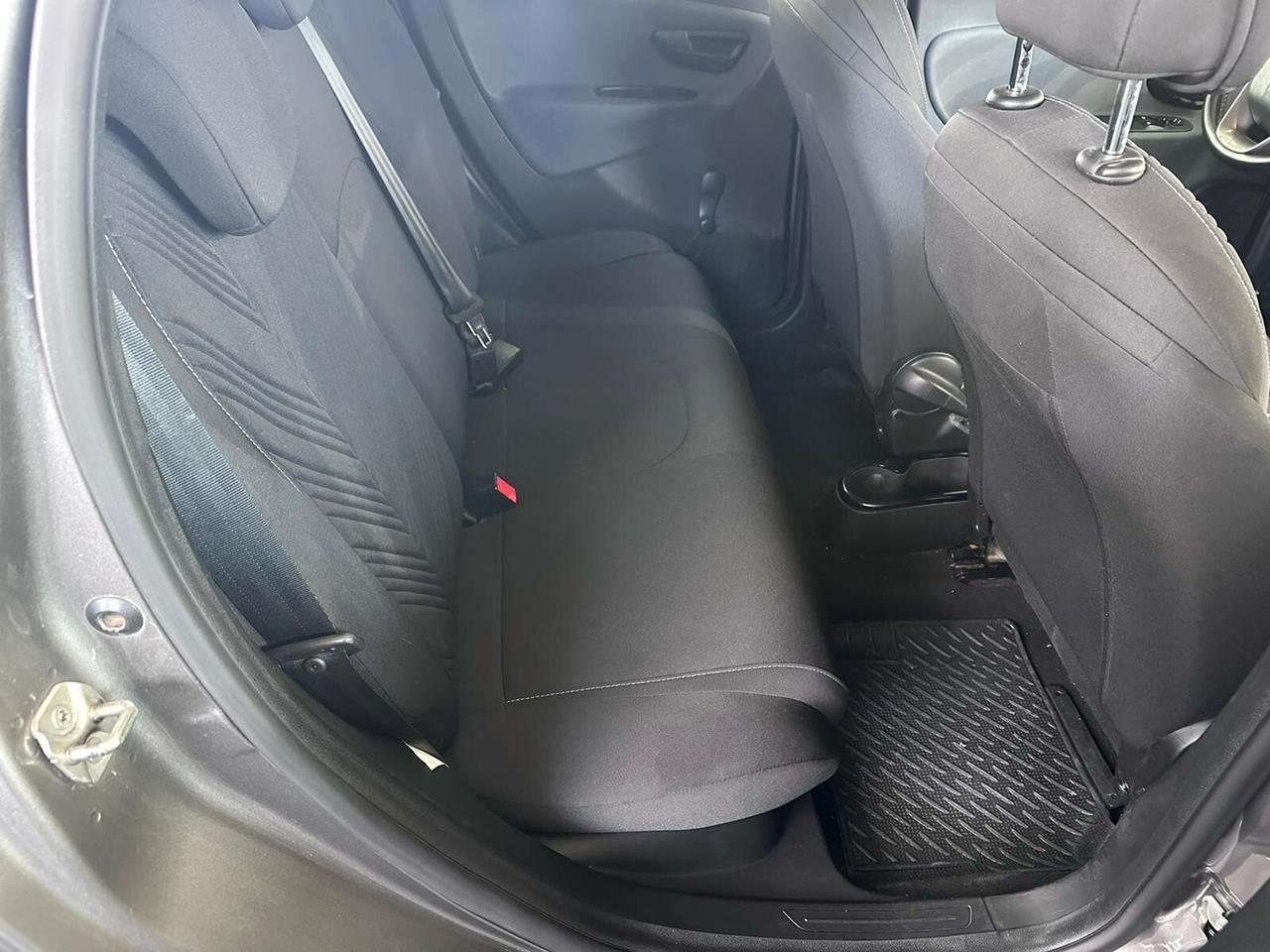 Lancia Ypsilon 1.0 FireFly 5 porte S&S Hybrid Alberta Ferretti