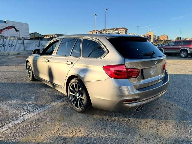 BMW 320 320d xDrive Touring Luxury