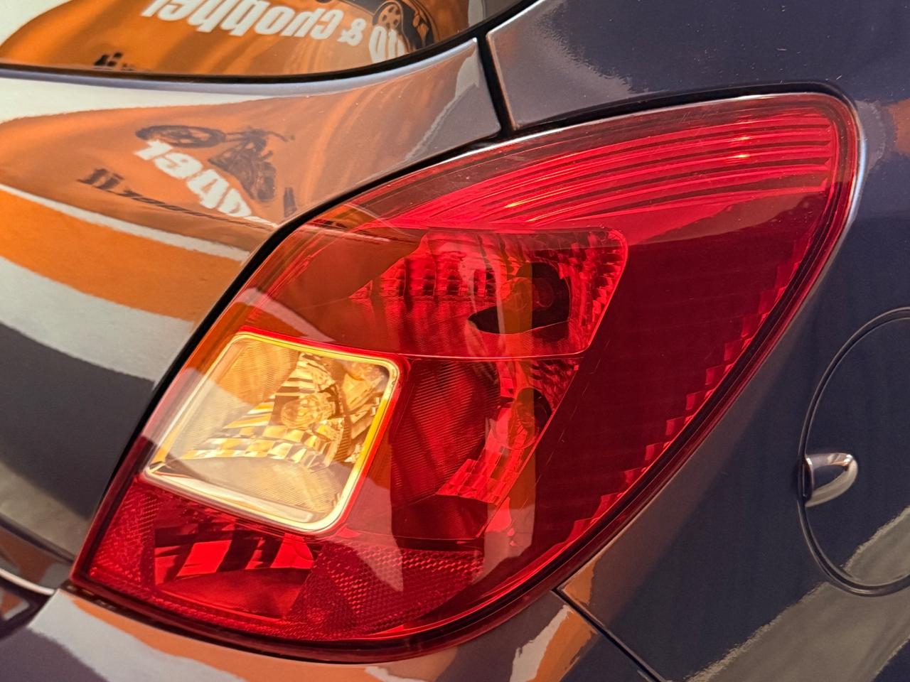 SPETTACOLARE OPEL CORSA 111 ANNIVERSARIO CON 72.498 KM