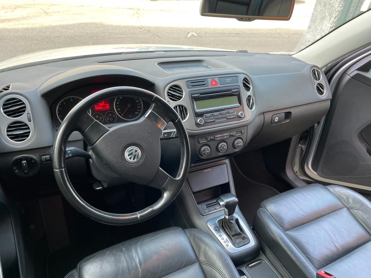 Volkswagen Tiguan 2.0 TSI 4MOTION tiptronic Sport & Style