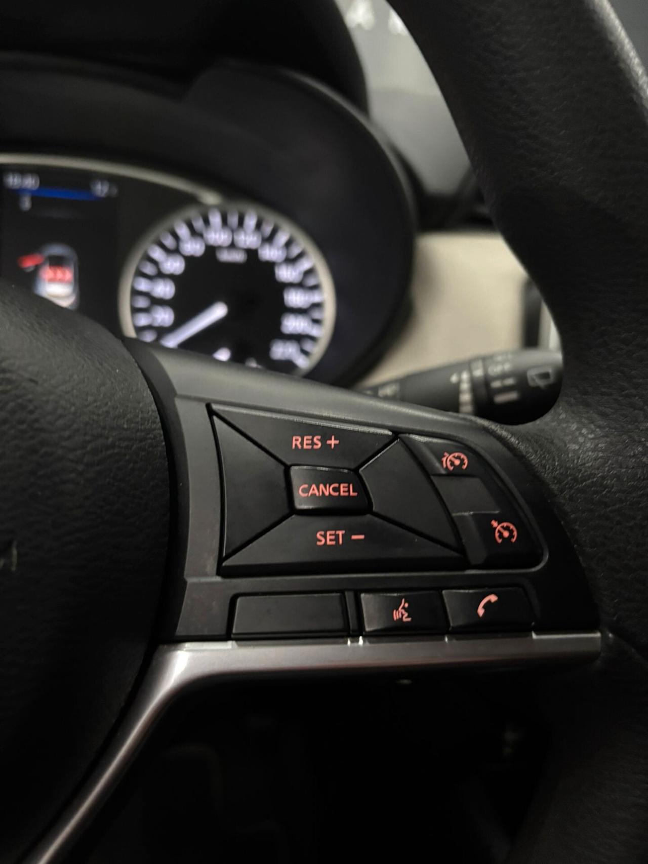 Nissan Micra 1.0 IG-T 92 5 porte Tekna