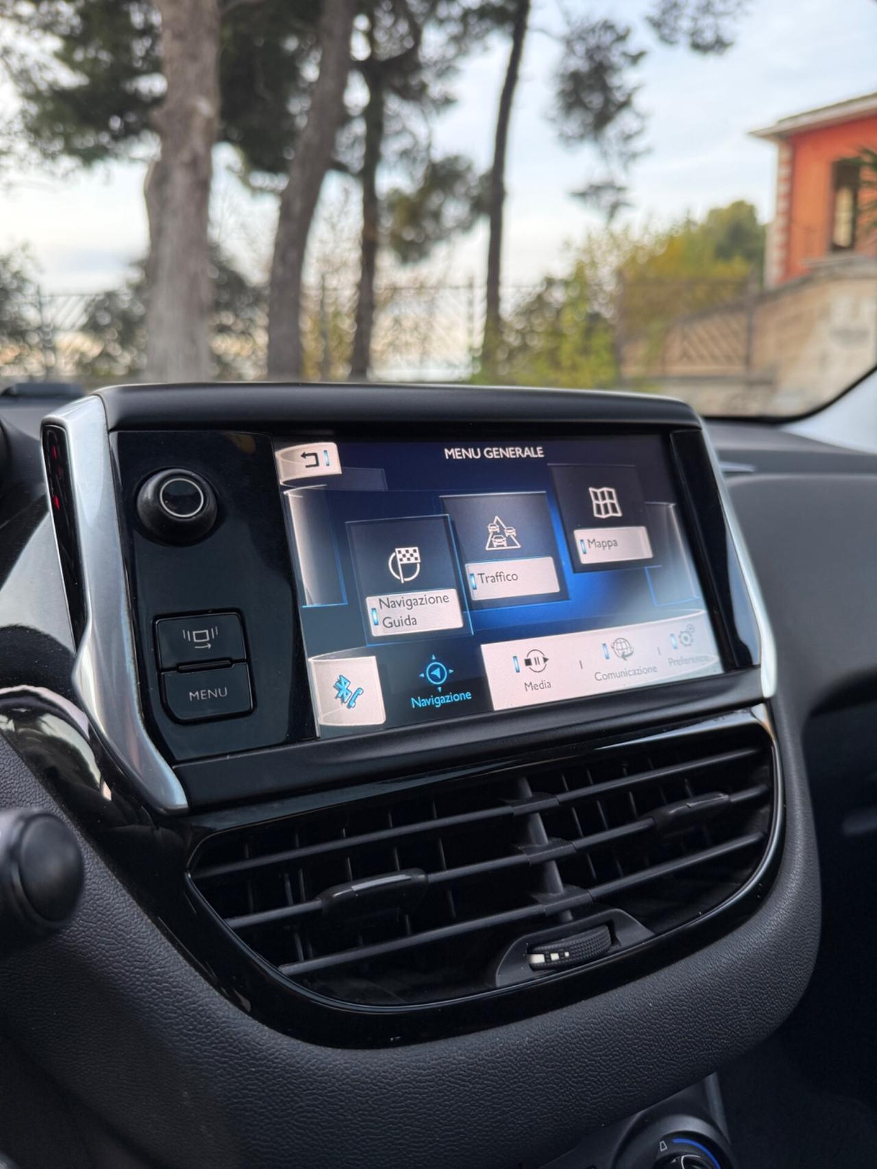 Peugeot 208 1.4 HDi 68 CV 5 porte Mix