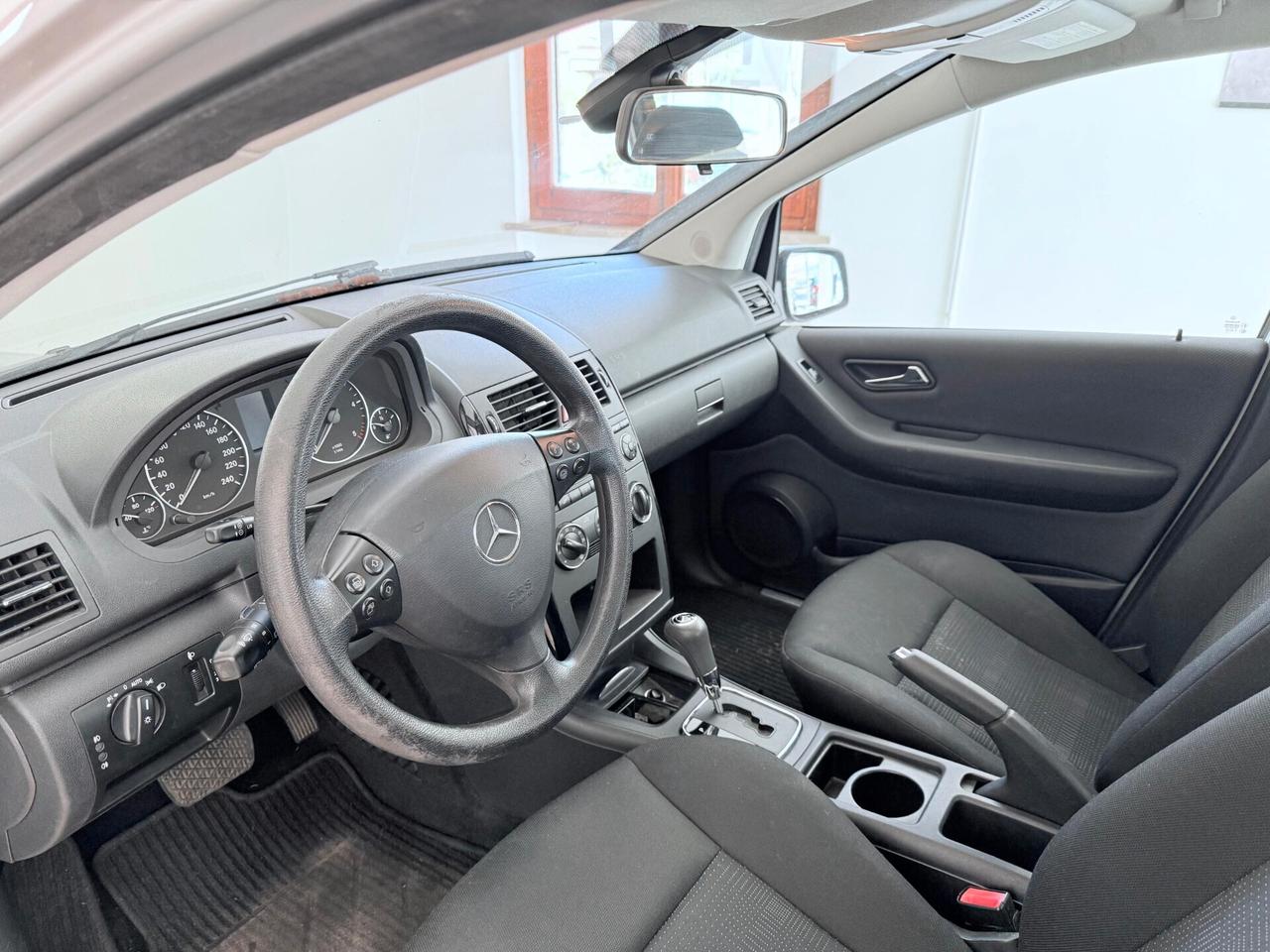 Mercedes-benz A 180 CDI Avantgarde OK neopatentti