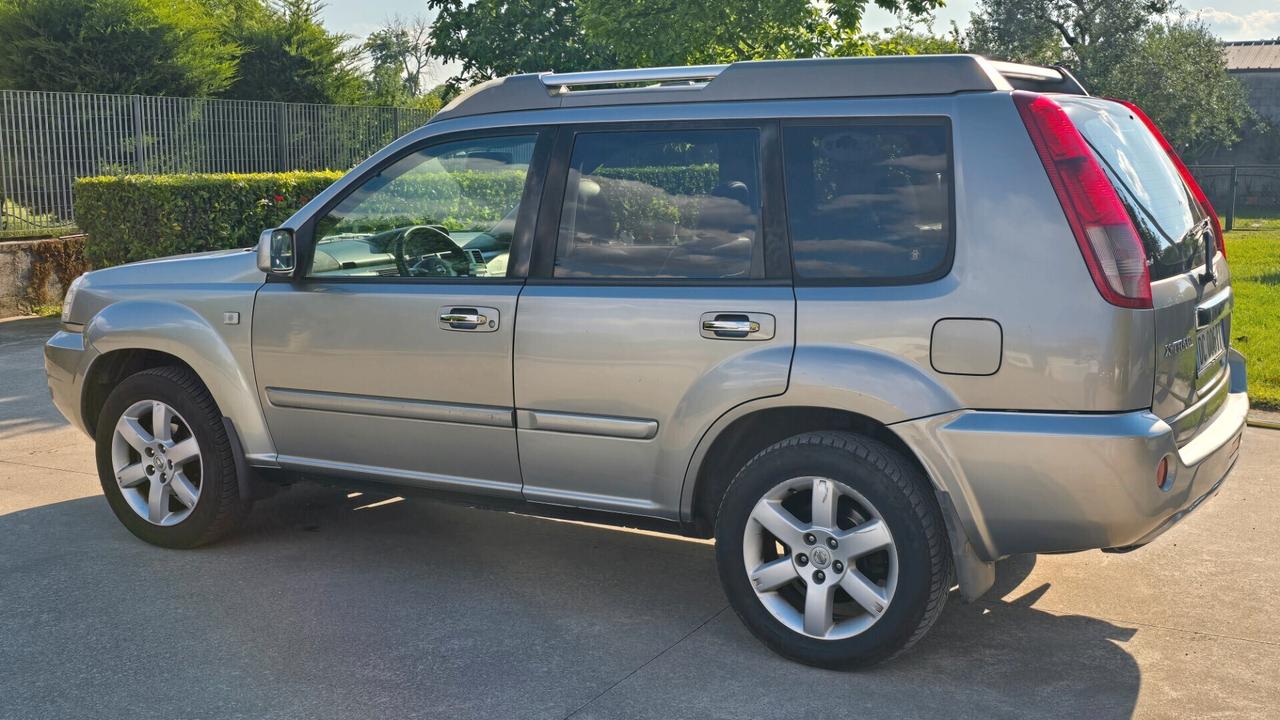 NISSAN X TRAIL 2.2 DIESEL 4X4 TETTO APRIBILE
