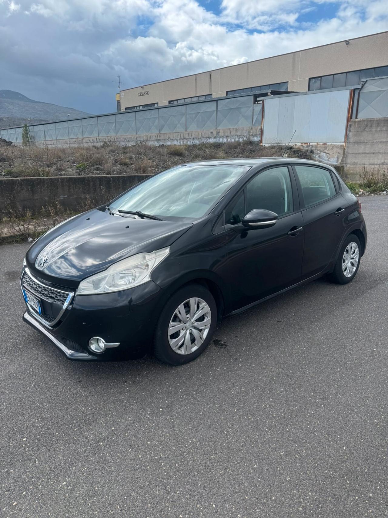 Peugeot 208 1.2 VTi 82 CV 5 porte Allure
