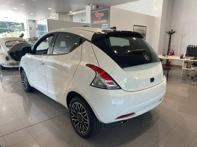 Lancia Ypsilon III 1.0 firefly hybrid Platino s&s 70cv