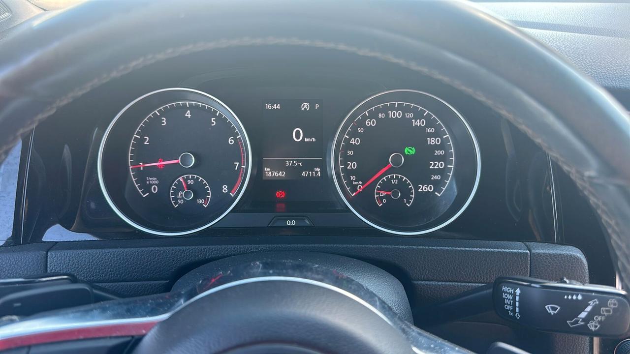 Volkswagen Golf 1.4 TSI DSG 5p. R-LINE BlueMotion Technology
