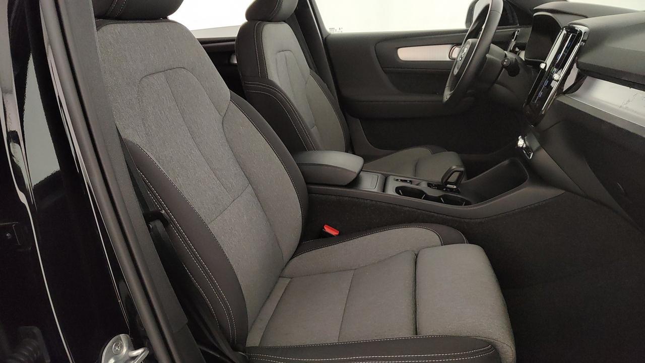 VOLVO XC40 2.0 b3 Core auto