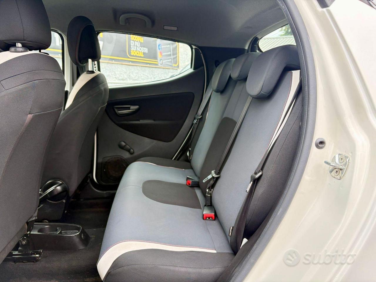 LANCIA Y 1.2 Benzina Platinum 5p (70cv)