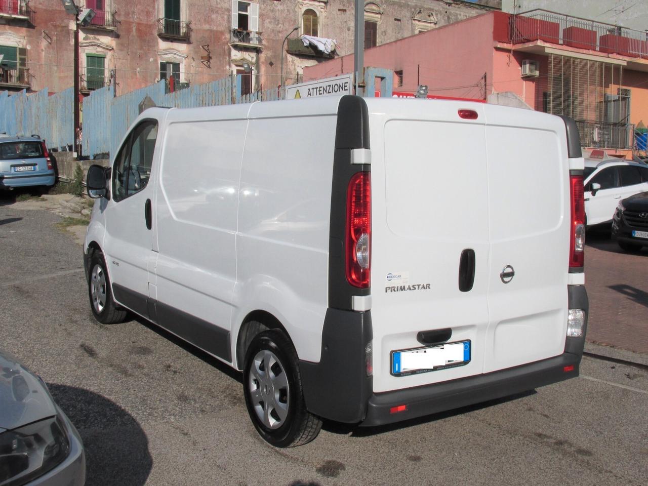 Nissan Primastar FURGONE CHIUSO CON 3 POSTI A SEDERE