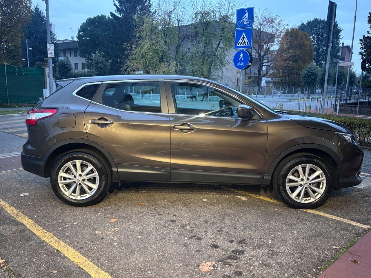 NISSAN Qashqai 1.2 DIG-T Acenta - UNICO PROPRIETARIO