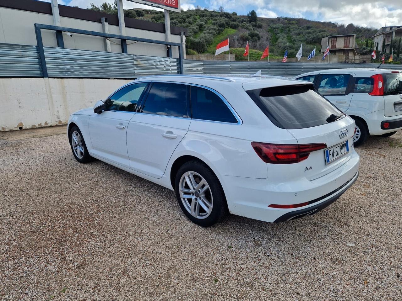 Audi A4 Avant 35 TDI S tronic Business