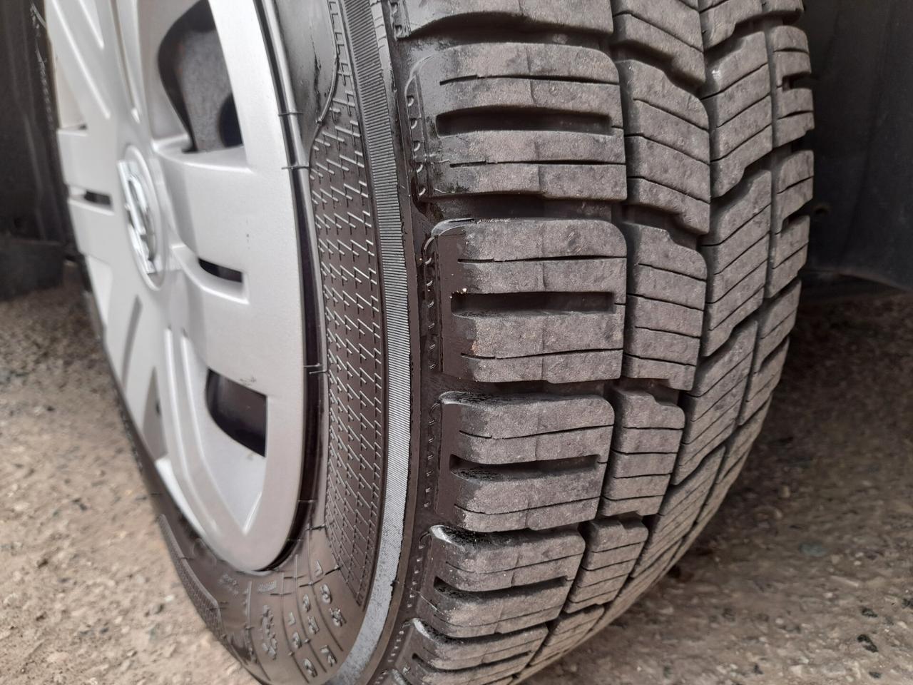 VIVARO GANCIO TRAINO