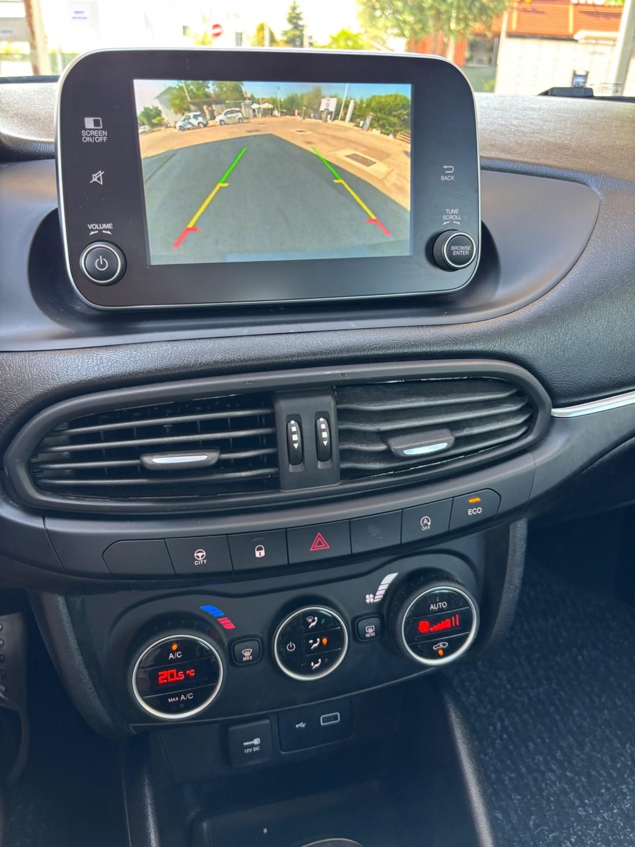 Fiat Tipo 1.6 Mjt S&S DCT 5 porte Mirror
