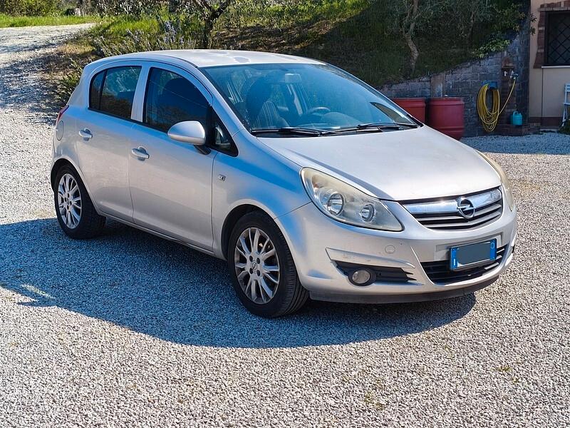 Opel Corsa 1.2 5 porte Enjoy