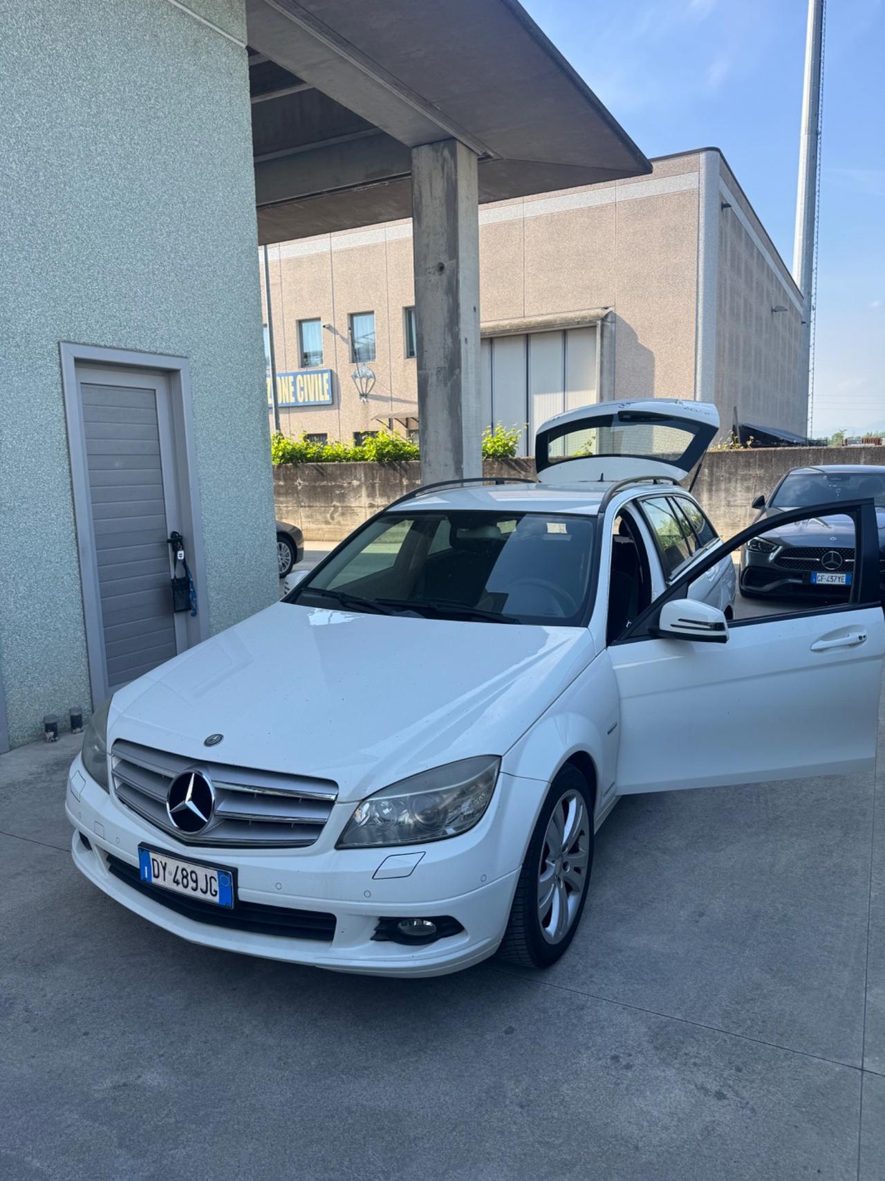 Mercedes-benz C 220 CDI S.W. BlueEFFICIENCY Executive