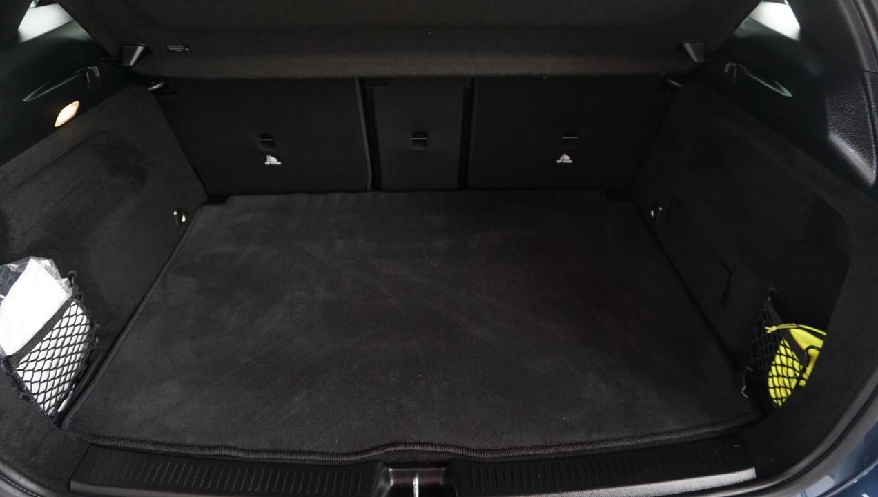 Mercedes B 180 Premium AMG