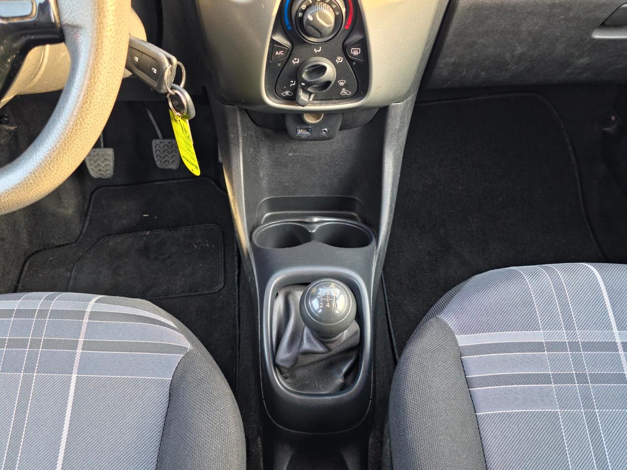 Peugeot 108 VTi 68 5 porte Roland Garros TOP! 2016-E6 Manuale NEO