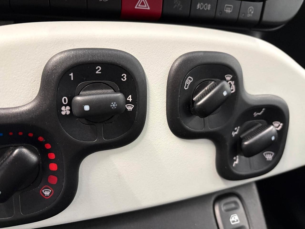 Fiat Panda Cross PANDINA 1.0 Hybrid SPOTICAR