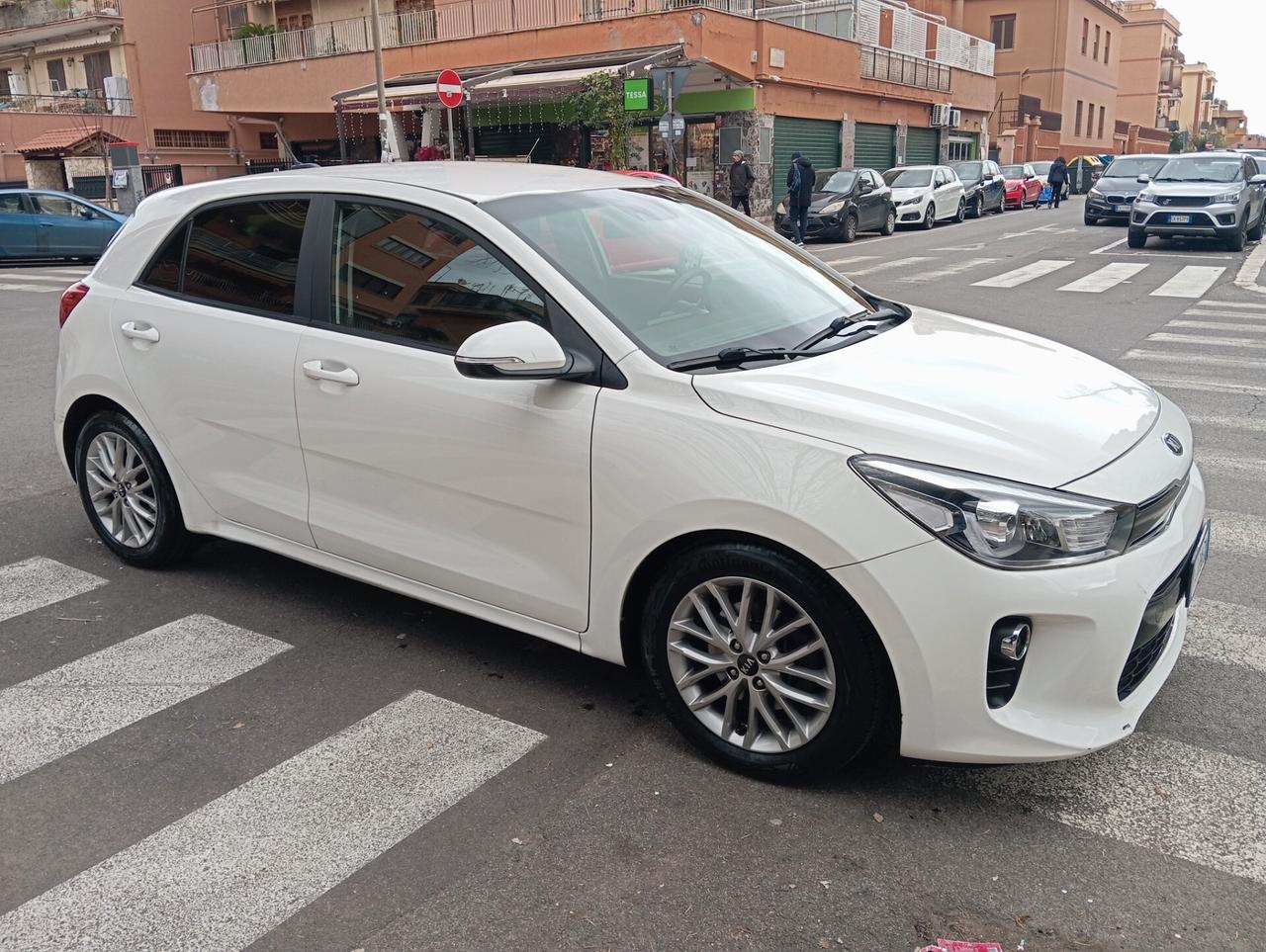 Kia Rio 1.0 T-GDi Cool offerta del mese
