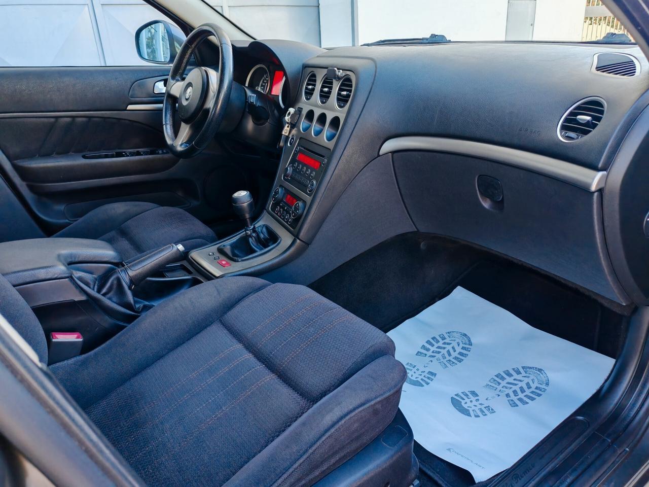 Alfa Romeo 159 1.9 JTDm Distinctive 2008