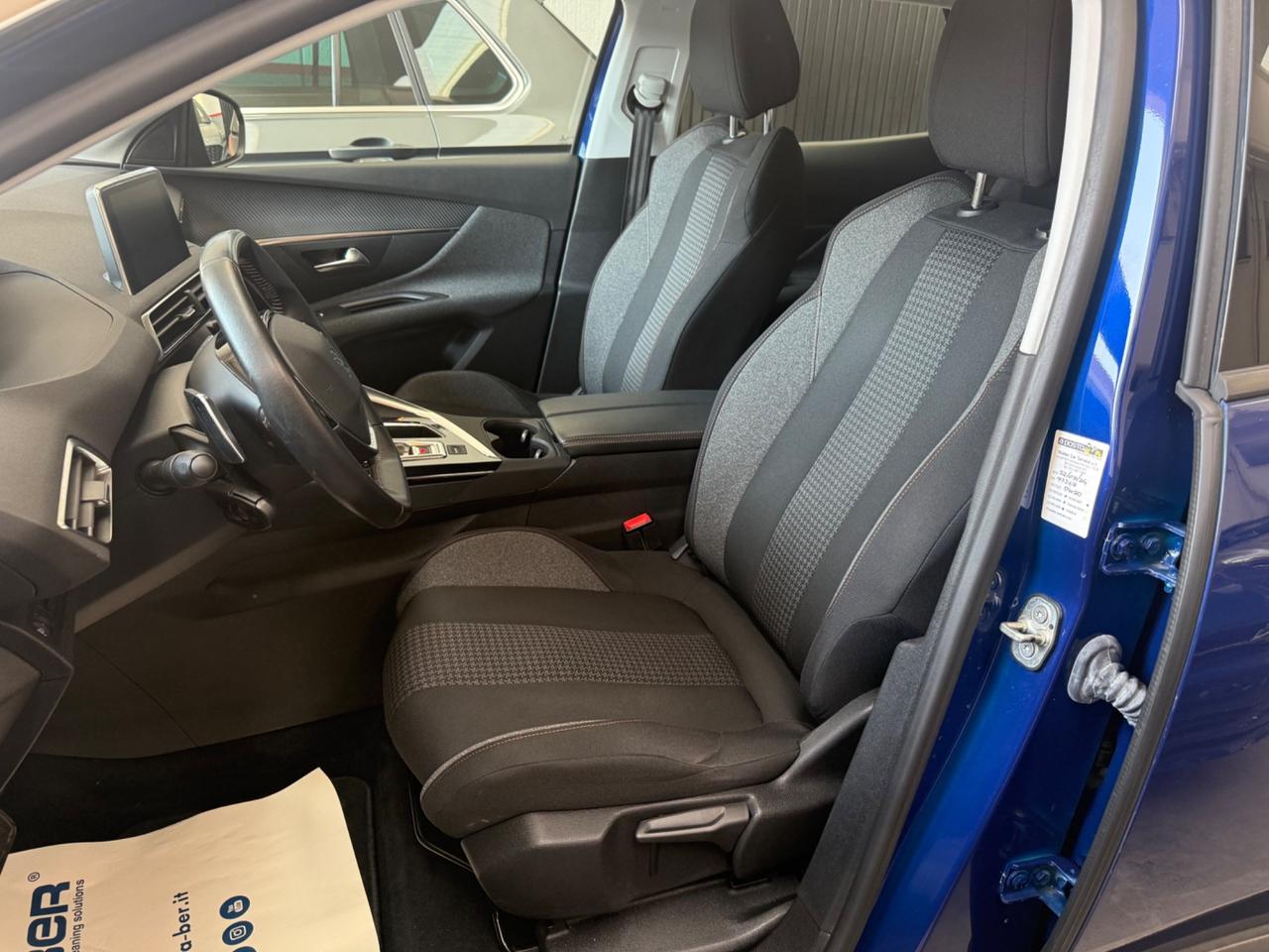 Peugeot 3008 BlueHDi 130 S&S Active