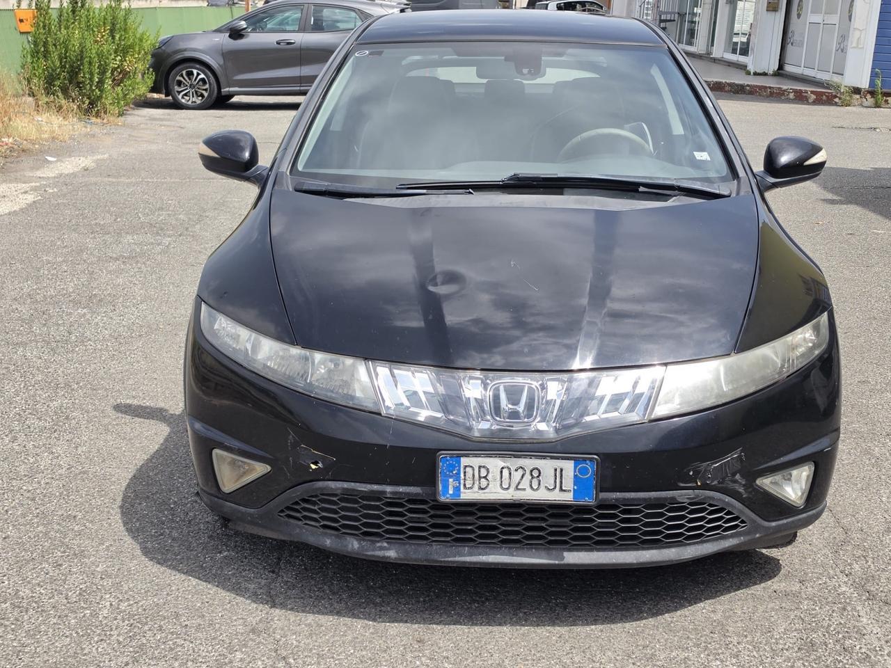 Honda Civic 1.8 i-VTEC 5p. Executive i-P