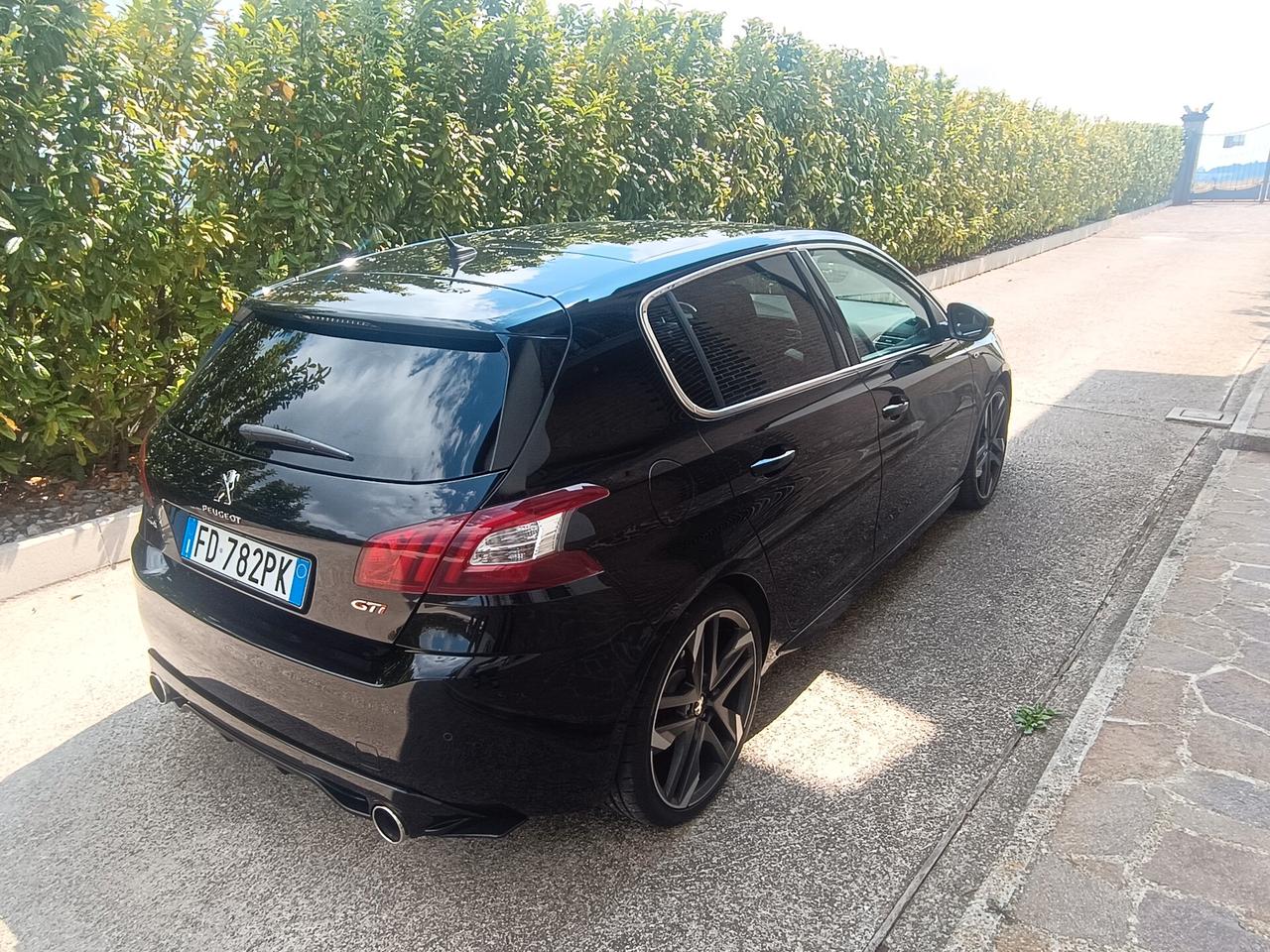 Peugeot 308 THP 272 CV by Peugeot sport maniacale