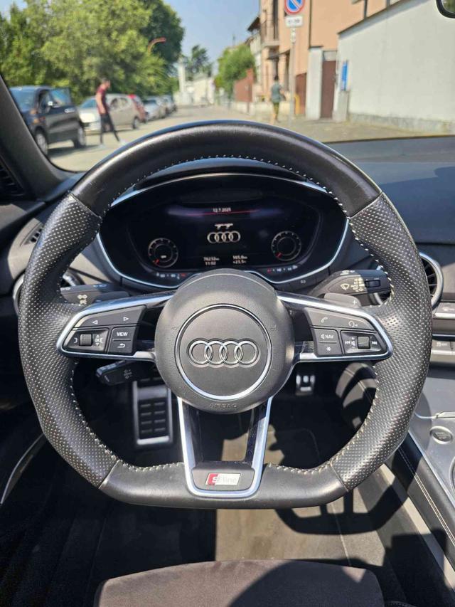 AUDI TT Roadster 2.0 TFSI quattro S tronic S line
