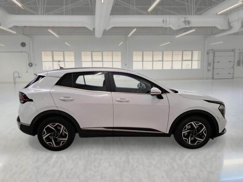 Kia Sportage 1.6CRDI MHEV136CV6MBUSINESSPREZZOSENZAVINCOLIUNIPRO'ITALIANAFATTURABILE️GARANZ