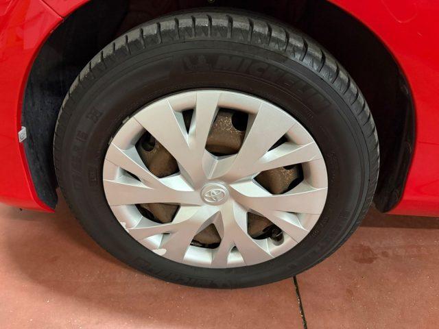 TOYOTA Yaris 1.5 Hybrid 5 porte Active