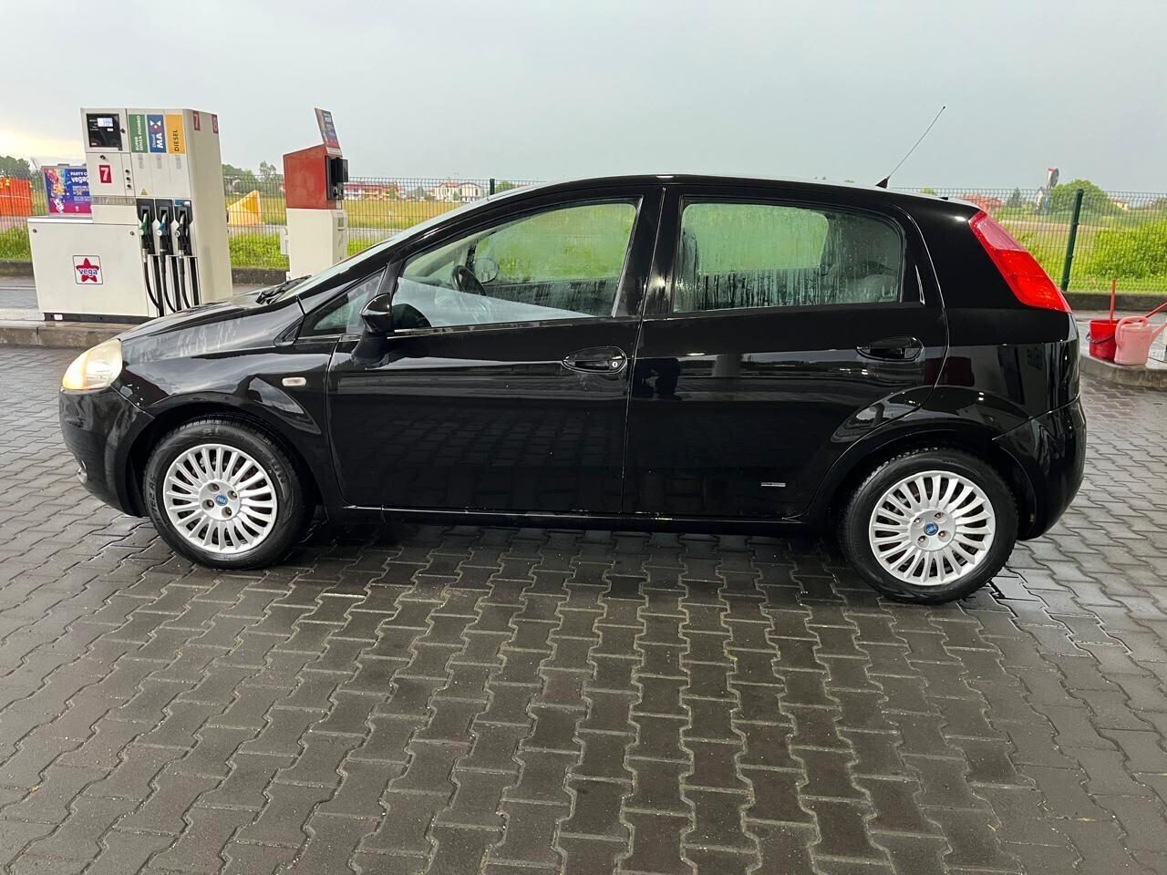 Fiat Grande Punto 1.2 5 porte Dynamic neopatentai
