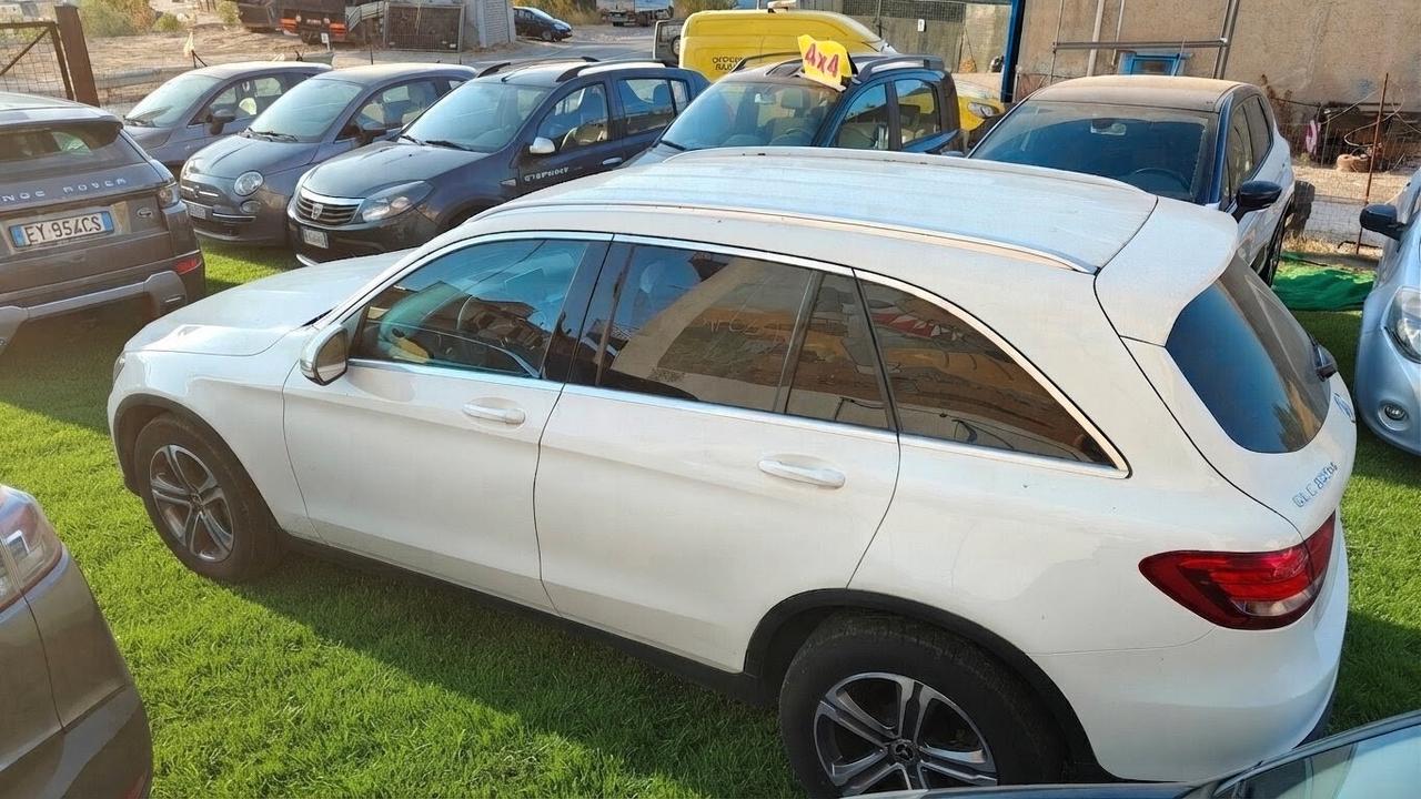 Mercedes-Benz GLC 250d 4Matic Automatico Exclusive - Eleganza e Potenza
