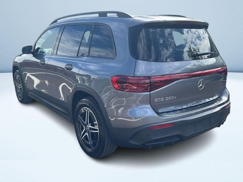 Mercedes-Benz EQB 250+ AMG Line Advanced