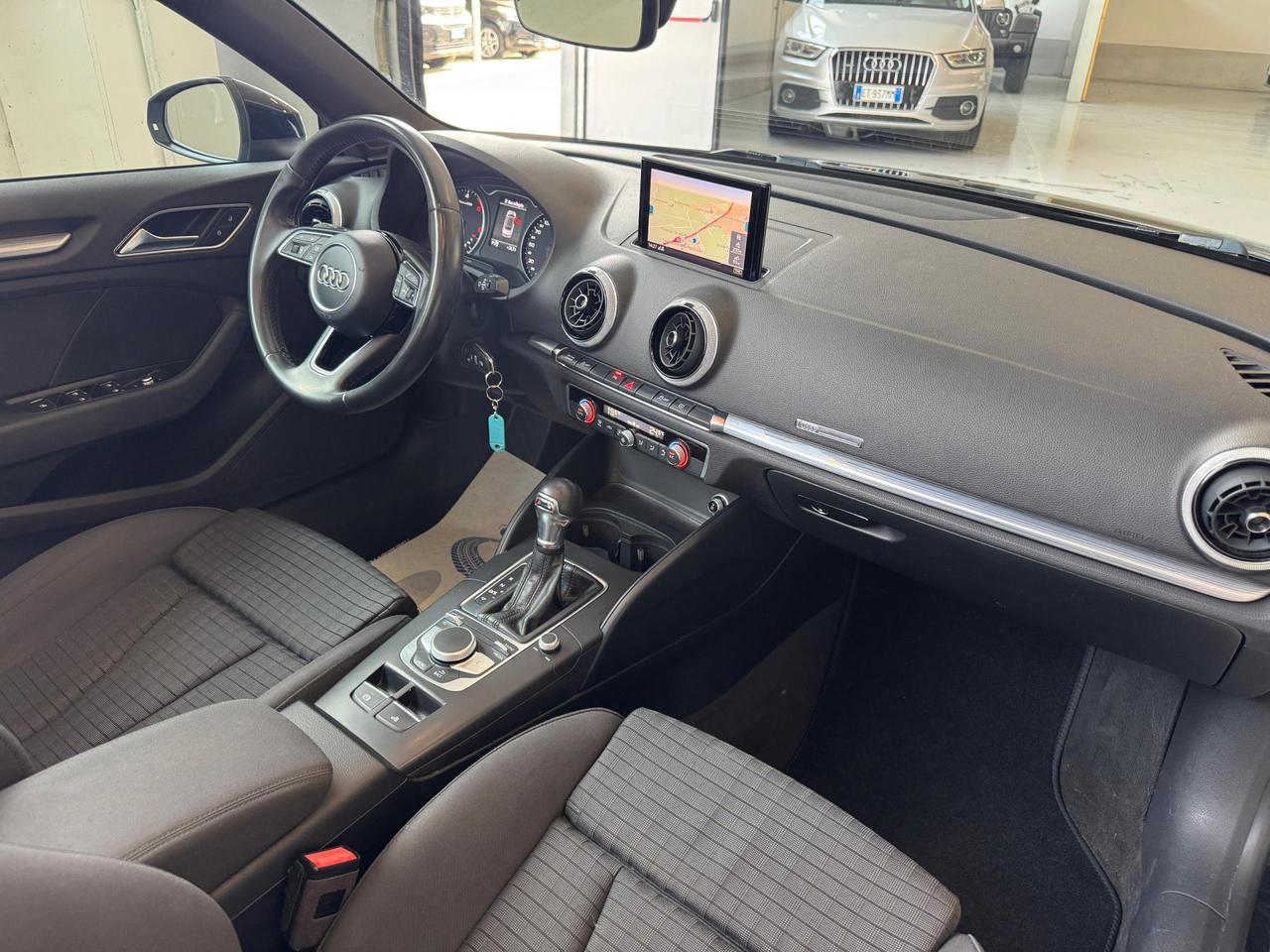 Audi A3 Cabrio 2.0 tdi Sport 150cv s-tronic