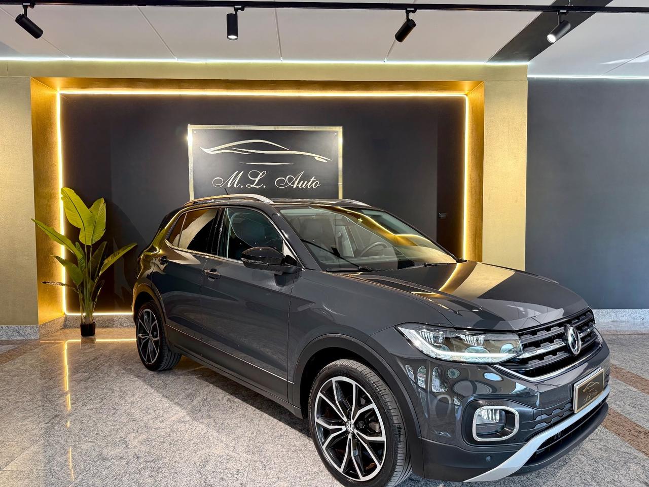 Volkswagen T-Cross FULL OPTIONAL *UNICO PROPRIETARIO