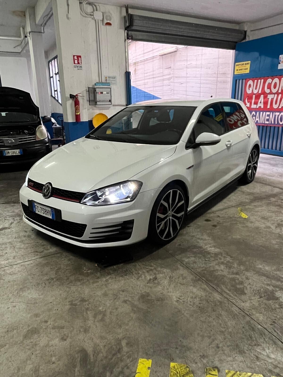 Volkswagen Golf GTI Golf GTI Performance 2.0 TSI DSG 5p. BlueMotion Technology