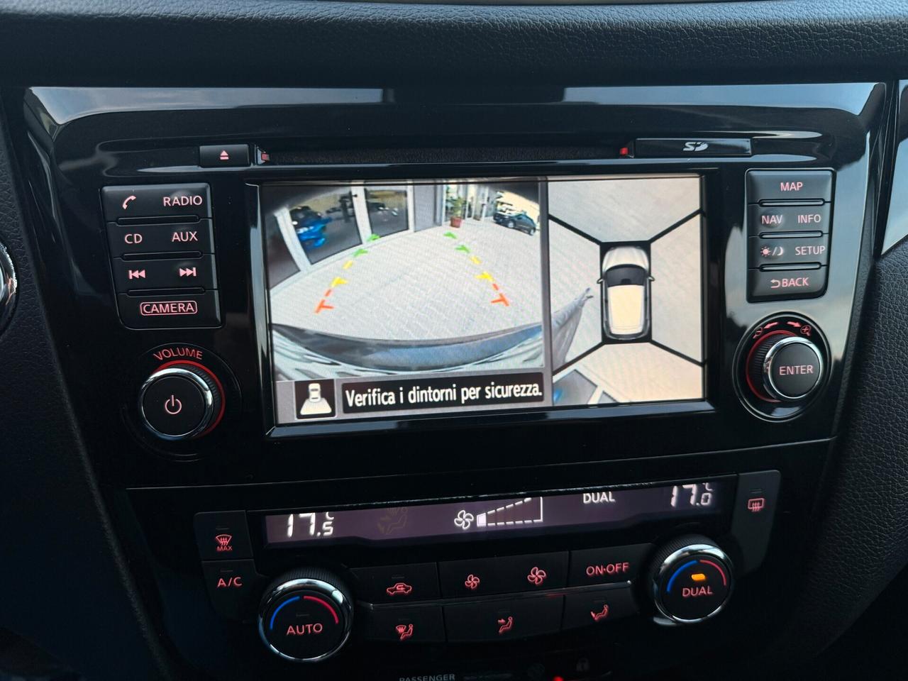 NISSAN QASHQAI 1.6 DCI 130CV TEKNA 2015