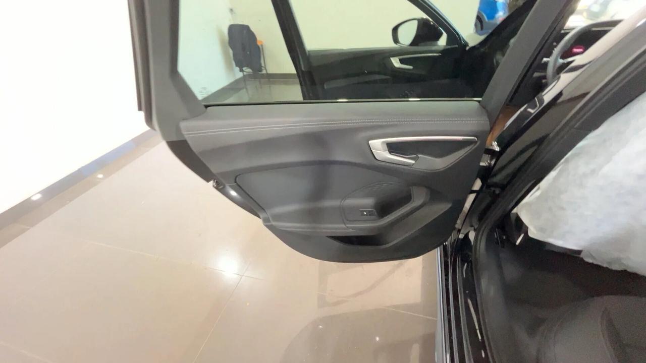 Audi A5 Avant TDI 150 kW mHEV+ S tronic Line edition