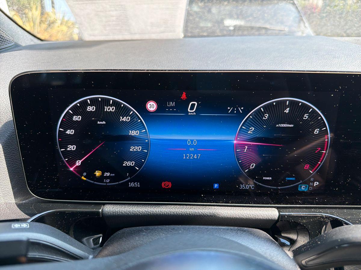 Mercedes-Benz GLA 180 Progressive Advanced Plus auto
