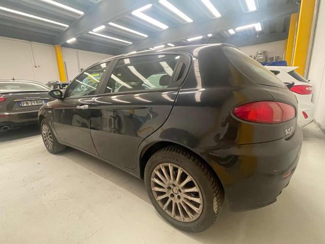 ALFA ROMEO 147 1.9 JTD (120) 5 porte Progression